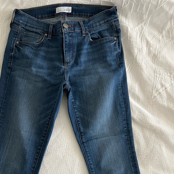 LOFT Denim - LOFT Women's Skinny Jeans in Dark Blue